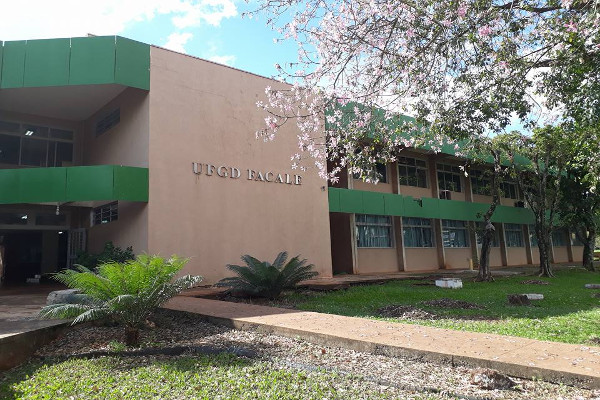 Profa. Jaqueline Ferreira Campos